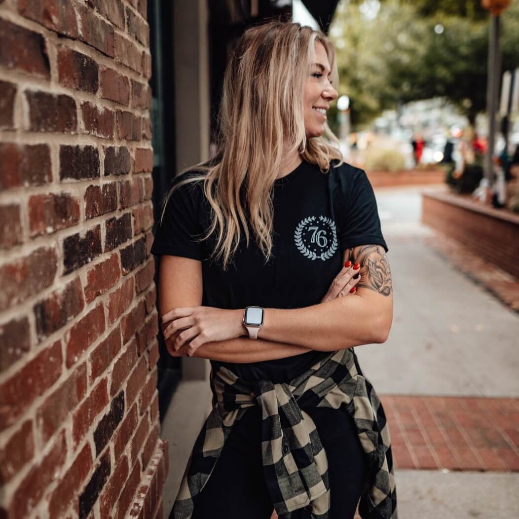 76 Crest Basic Tee